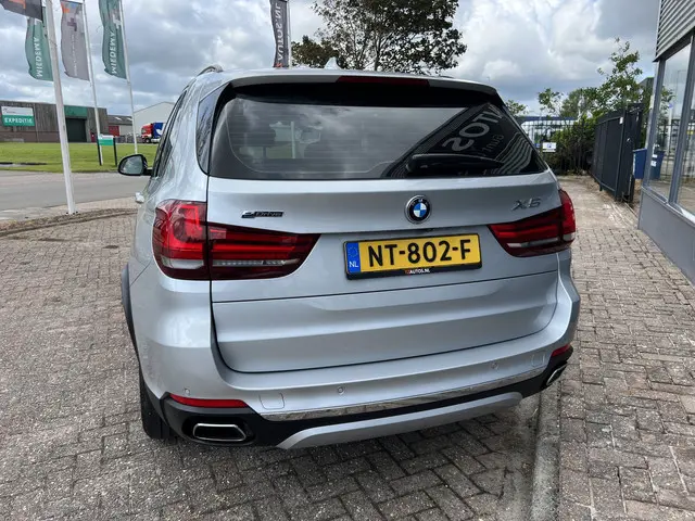 BMW X5 xDrive40e High Executive 2015 Hybride Benzine 13