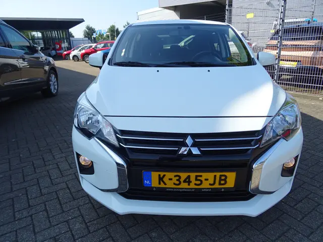 Mitsubishi Space Star 1.2 Active 2021 Benzine 7