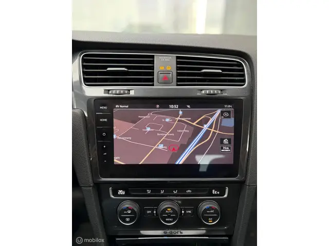 Volkswagen e-Golf Met zwaailicht 2018 Elektrisch 21