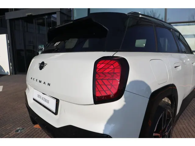 MINI Aceman E 2025 Elektrisch 6