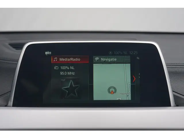 BMW X2 sDrive18i 2019 Benzine 17