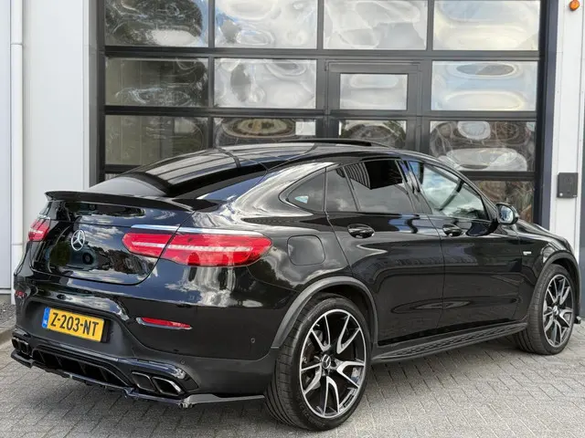 Mercedes-Benz GLC AMG 43 4MATIC 2017 Benzine 5