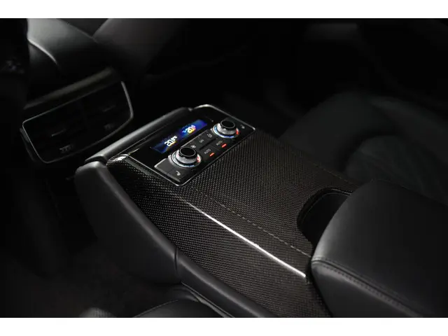 Audi S8 4.0 TFSI S8 quattro Pro Line+ 2013 Benzine 23