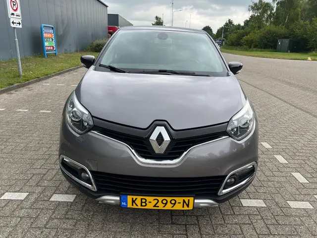 Renault Captur 1.2 TCe Helly Hansen Automaat 2015 Benzine 8