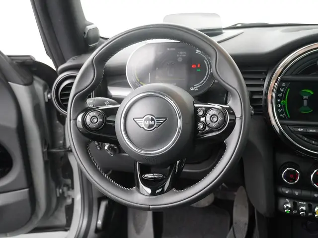 MINI Electric Yours 33 kWh 2020 Elektrisch 2
