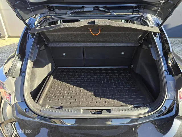 Toyota Corolla 2.0 Hybrid Dynamic 2021 Hybride Benzine 10