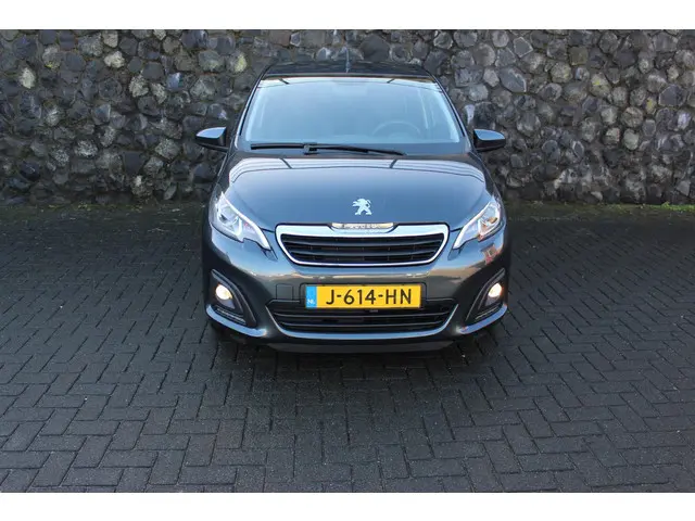 Peugeot 108 1.0 e-VTi Active 2020 Benzine 21