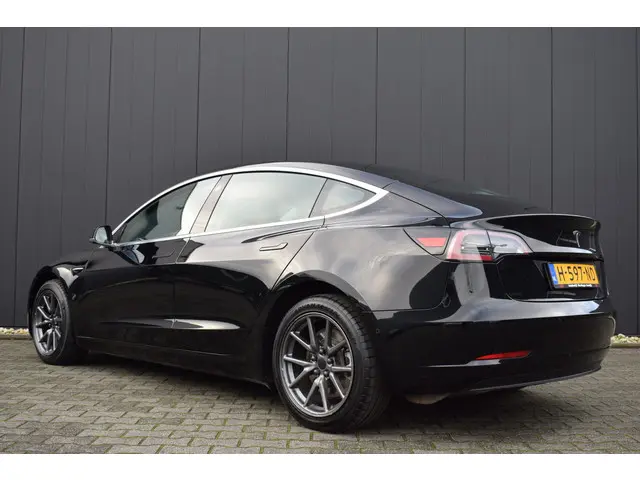 Tesla Model 3 Standard RWD Plus 60kWh 2020 Elektrisch 26