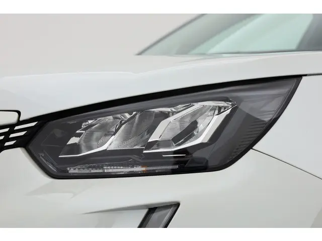 Peugeot e-2008 EV Active 50 kWh 2020 Elektrisch 22