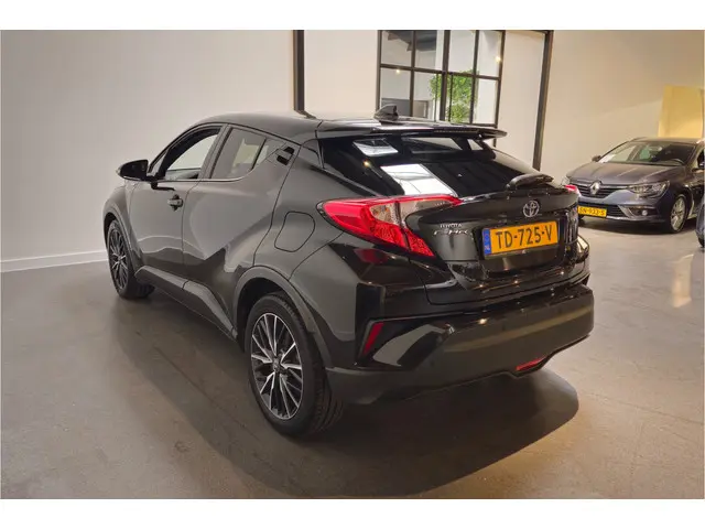 Toyota C-HR 1.8 Hybrid Energy 2018 Hybride Benzine 7