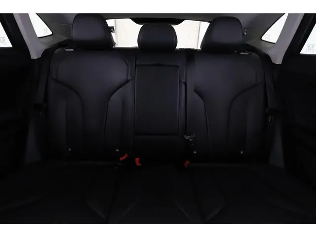 MG HS 1.5 TGDI Luxury 2025 Hybride Benzine 11