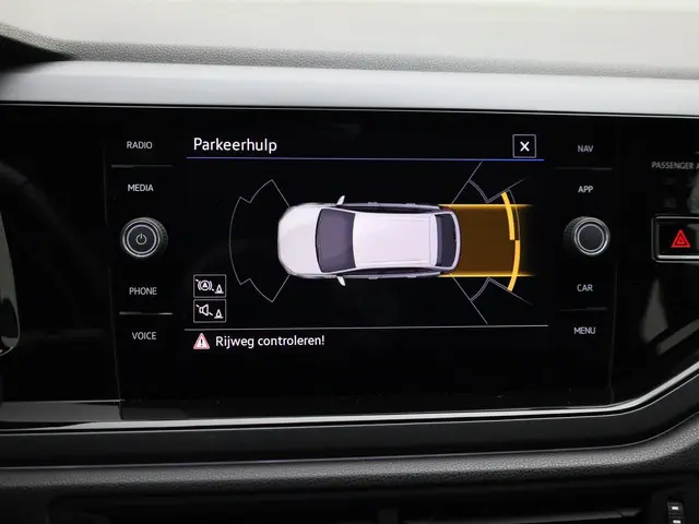 Volkswagen Taigo 1.0TSI/110PK R-Line DSG 2022 Benzine 9