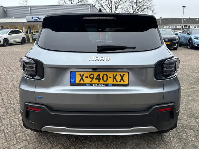 Jeep Avenger Summit 54 kWh 2023 Elektrisch 6