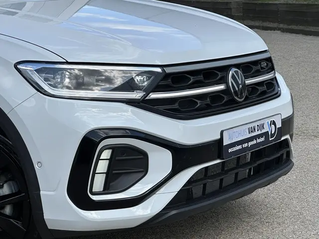 Volkswagen T-Roc 1.5 TSI R-Line Business 2024 Benzine 64