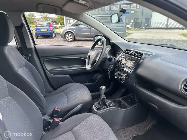 Mitsubishi Space Star 1.0 "AIRCO+ZUINIG" 2015 Benzine 5