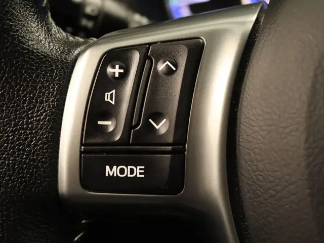 Toyota Yaris 1.5 Hybrid Trend 2016 Hybride Benzine 23