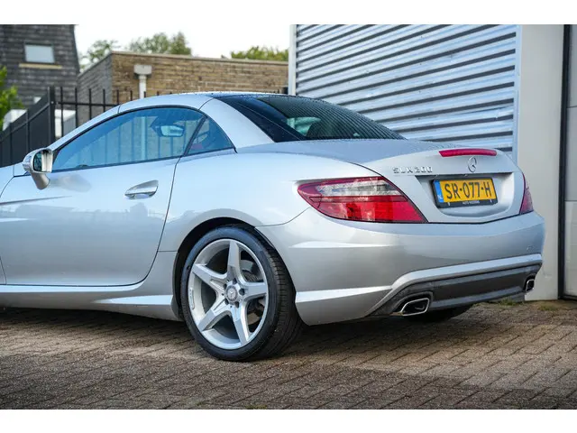 Mercedes-Benz SLK 200 2014 Benzine 26