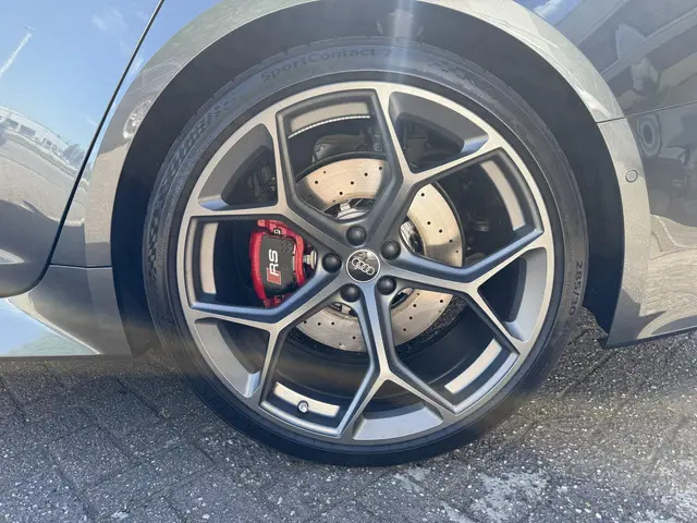 Audi RS6 A6 Avant TFSI quattro performance 2024 Benzine 14