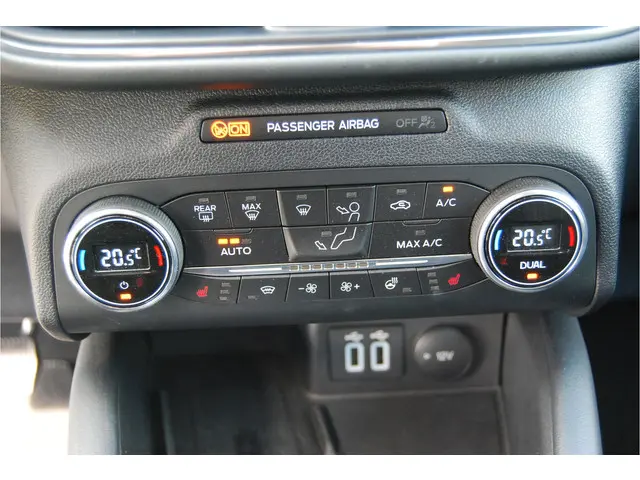 Ford Kuga 2.5 PHEV 225PK Vignale 2022 Hybride Benzine 27