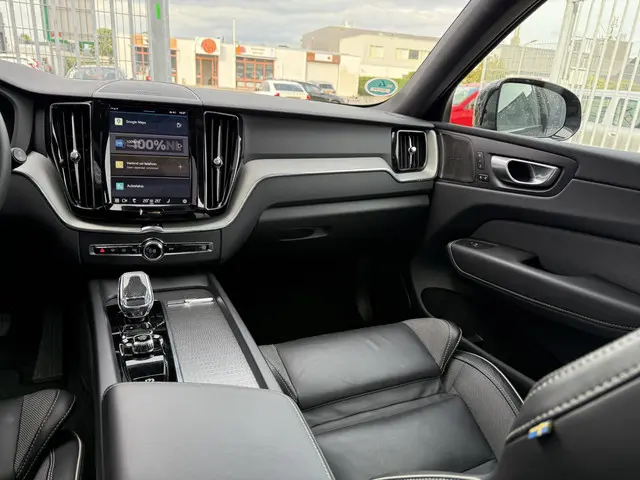 Volvo XC60 B4 D AWD Plus Dark 2023 Diesel 20