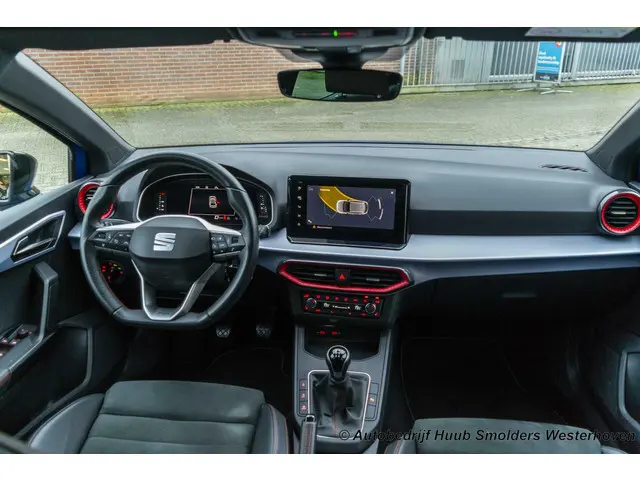 SEAT Ibiza 1.0 EcoTSI FR Business Intense 2022 Benzine 21
