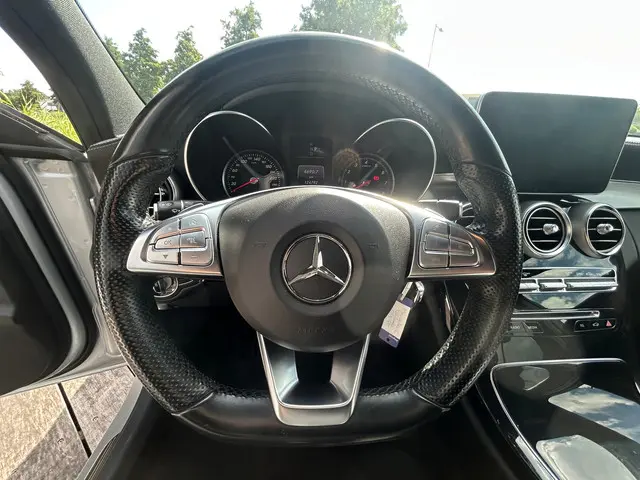 Mercedes-Benz C-Klasse C180 AMG line 2014 Benzine 16