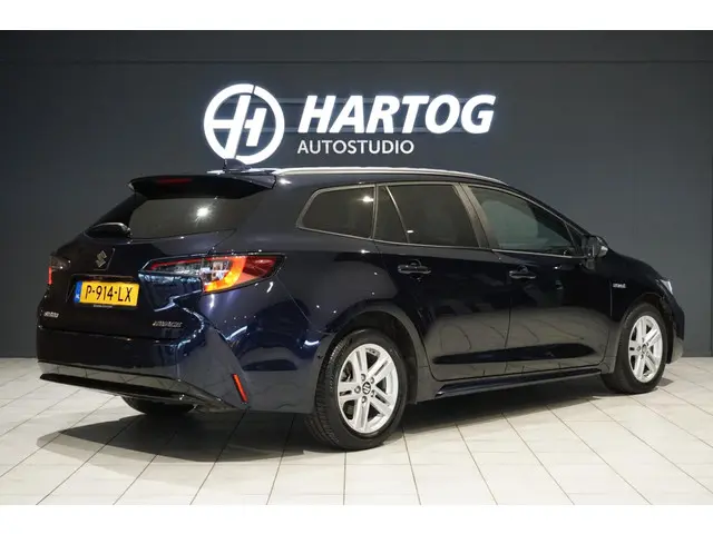 Suzuki Swace 1.8 Hybrid Style 2022 Hybride Benzine 2