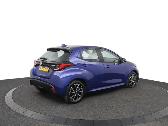 Toyota Yaris 1.5 Hybrid Dynamic 2022 Hybride Benzine 2