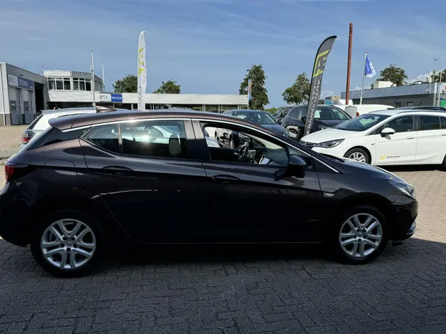 Opel Astra 1.0 Online Edition 2017 Benzine 6