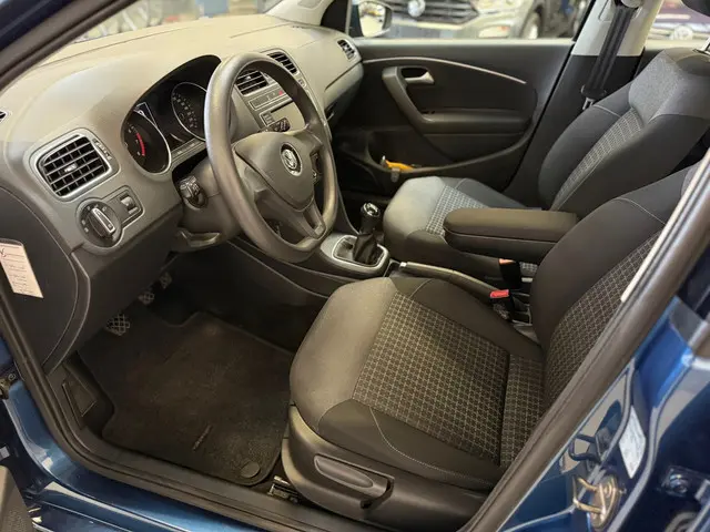 Volkswagen Polo 1.0 Comfortline 2014 Benzine 6