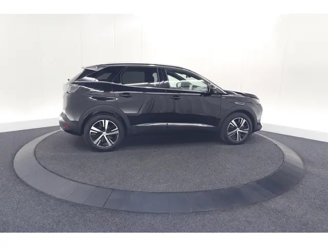 Peugeot 3008 1.2 Hybrid 136 GT 2024 Hybride Benzine 8