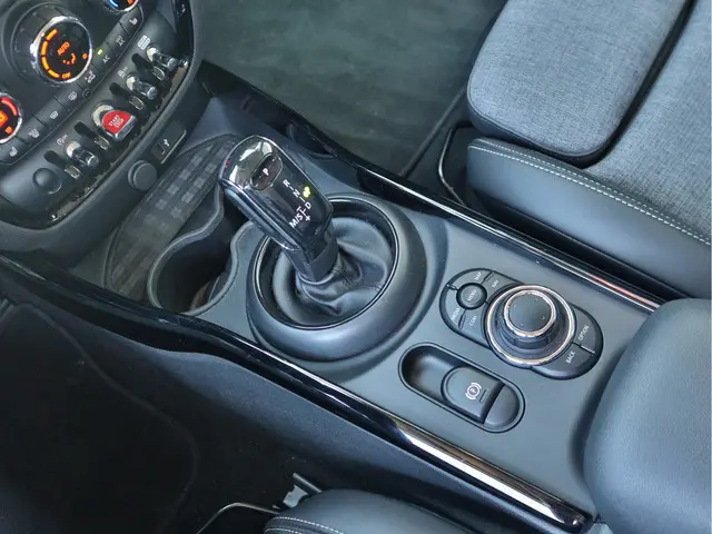 MINI Clubman Mini 1.5 One Business Edition 2022 Benzine 17