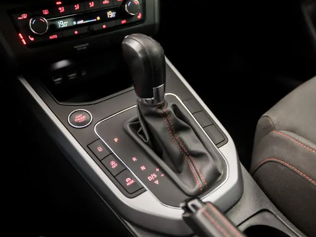SEAT Arona 1.0 TSI FR Intense Sport 2019 Benzine 11