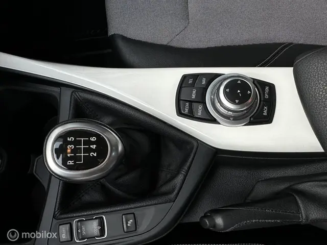 BMW 1 Serie 118i Urban Line 2014 Benzine 22