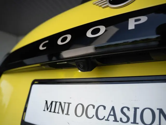 MINI 5-Deurs C 2025 Benzine 17