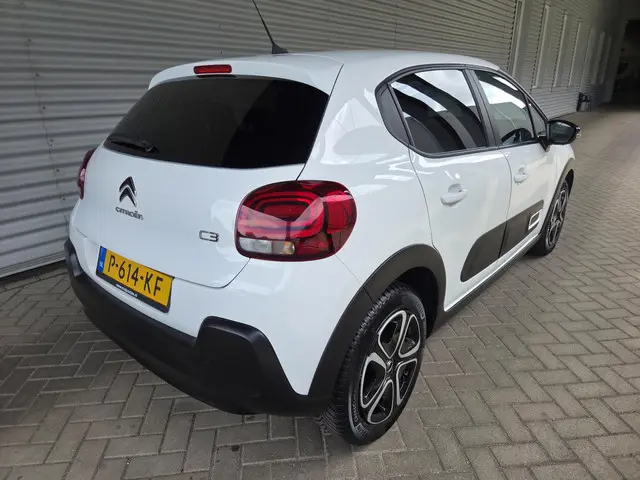 Citroën C3 1.2 PureTech Feel 2022 Benzine 12