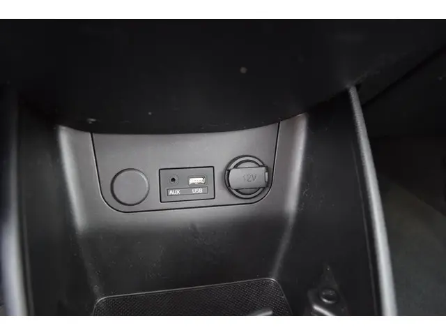 Kia Picanto 1.0 CVVT ComfortLine 2015 Benzine 10