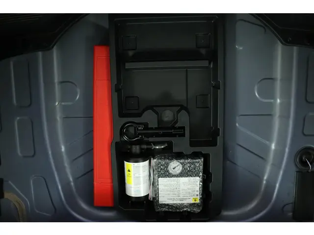 Toyota Aygo X 1.0 VVT-i MT Play 2024 Benzine 32