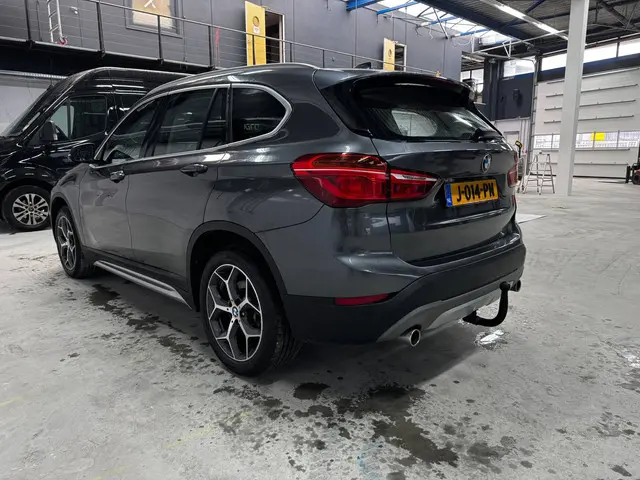 BMW X1 XDrive20i Executive *Export only* 2018 Benzine 23
