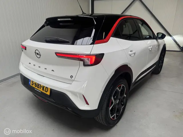 Opel Mokka-e GS Line 50-kWh 11kw bl. 2022 Elektrisch 9