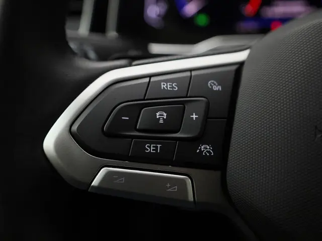 Volkswagen Taigo 1.0TSI/115PK R-Line DSG 2025 Benzine 6