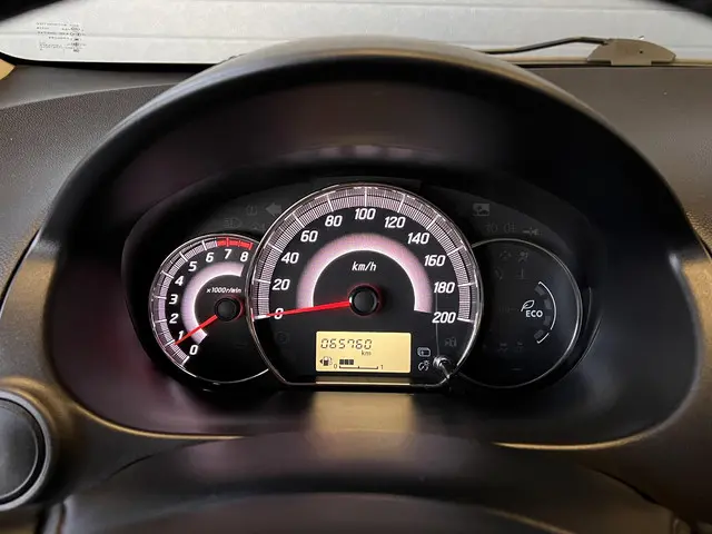 Mitsubishi Space Star 1.2 Invite 2019 Benzine 8