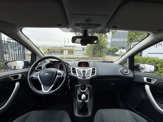 Ford Fiesta 1.25 Titanium 2012 Benzine 20