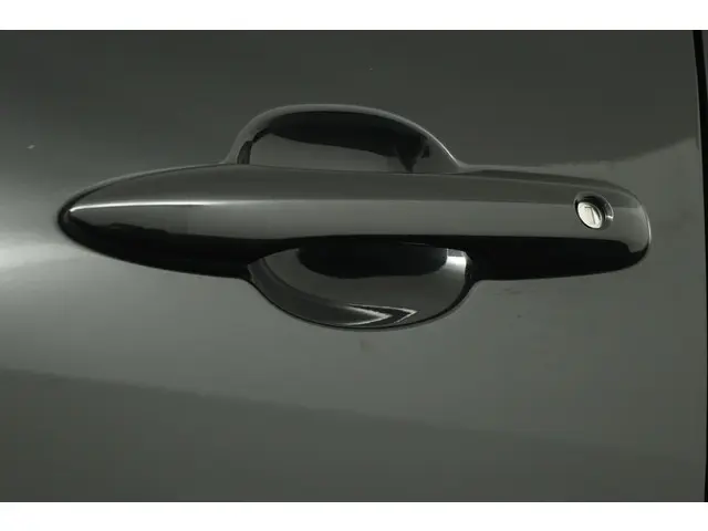 Toyota Yaris 1.5 Hybrid Active 2023 Hybride Benzine 38