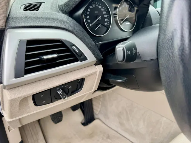 BMW 1 Serie 116i High Executive 2013 Benzine 14
