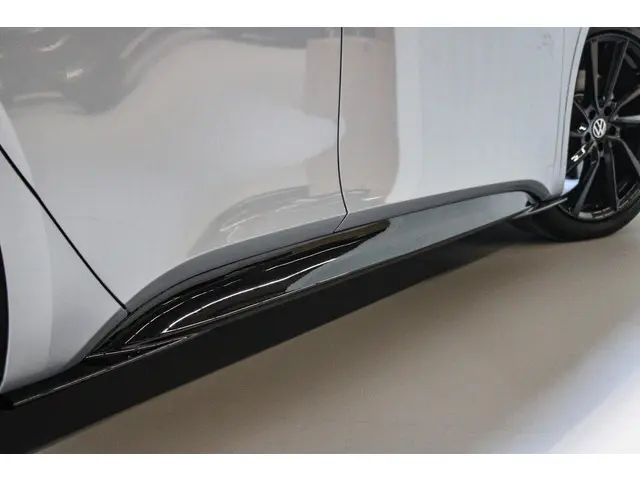 Volkswagen ID.3 Pro 58 kWh | LEDER | UNIEK! | 2020 Elektrisch 16