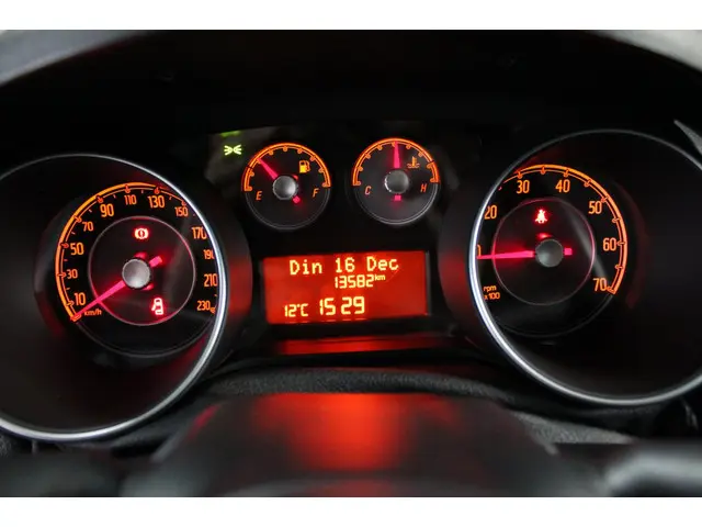 Fiat Punto Evo 0.9 TwinAir Sempre 2017 Benzine 14