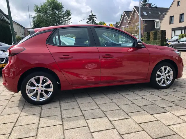Opel Corsa 1.2 Edition 5 Deurs Apple Carplay 2021 Benzine 4