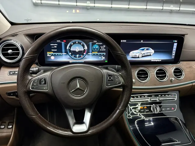 Mercedes-Benz E-Klasse 220 d Prestige Plus 2016 Diesel 14