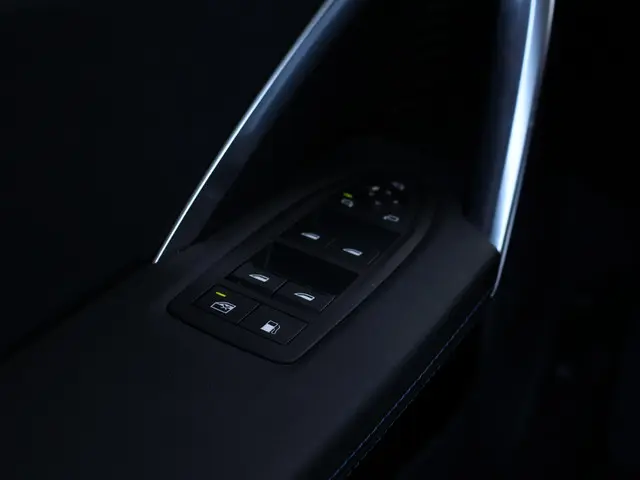 BMW X1 xDrive25e 2025 Hybride Benzine 16